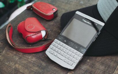 BlackBerry Jual Paten Mobile Rp8,6 Triliun